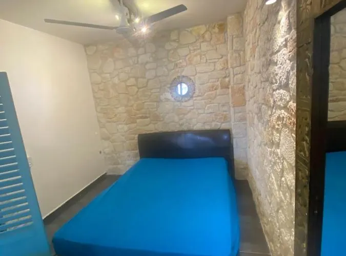 Apartment Frenki By The Sea *