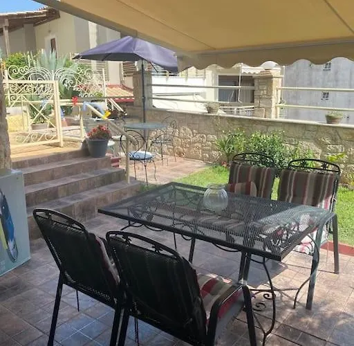 Apartment Frenki By The Sea Siviri